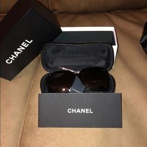 New Womens Chanel Sunglassed